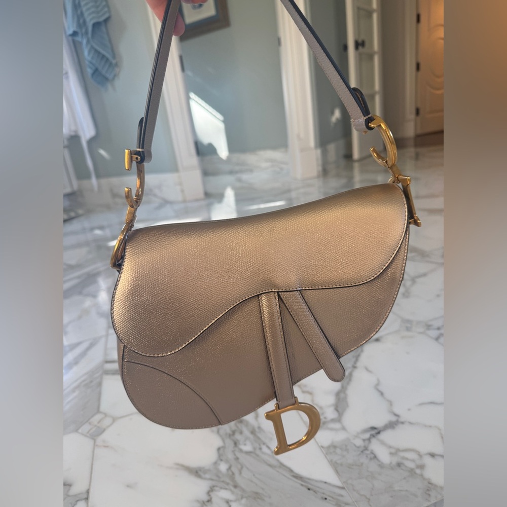 Metallic Grained Calfskin Saddle Bag Gold - Picture 2 of 11